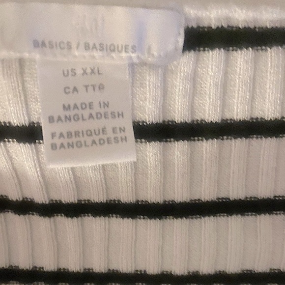 H&M Basics Black and White (XXL) Striped V-Neck Horizontal Casual Cardigan - Picture 4 of 10
